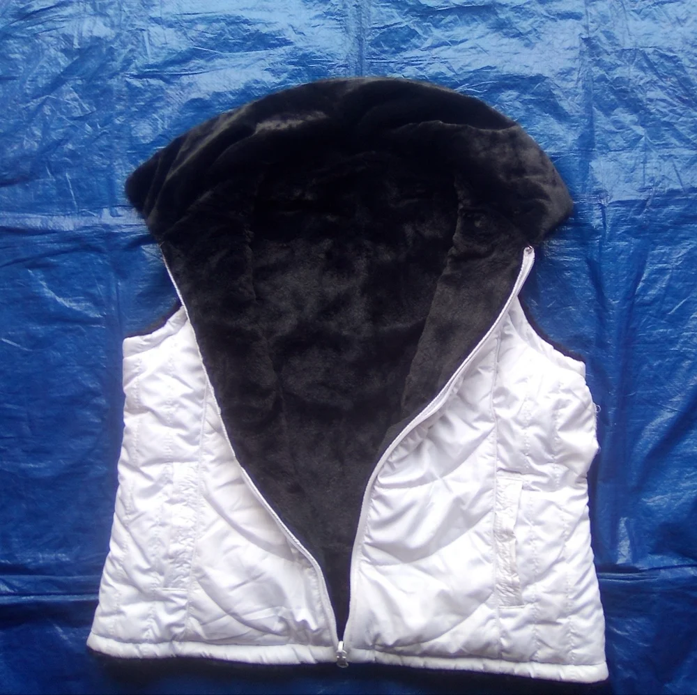 Women's White Quilted Vest
